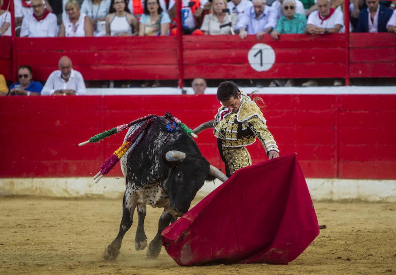 Fotos: Se esculpe a sí mismo cuando torea