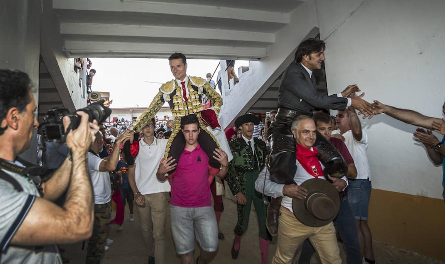 Fotos: Se esculpe a sí mismo cuando torea