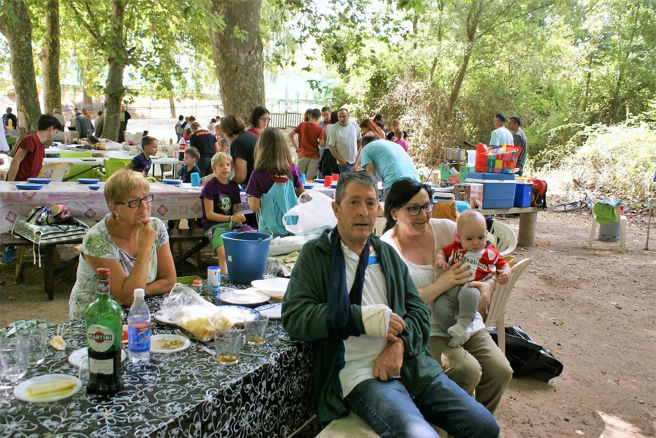 Fotos: El concurso de calderetas cierra las fiestas de Uruñuela