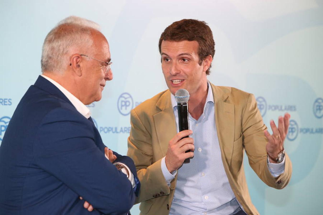 El presidente del Partido Popular Pablo Casado ha visitado hoy La Rioja y se ha interesado por los temas candentes de la región.