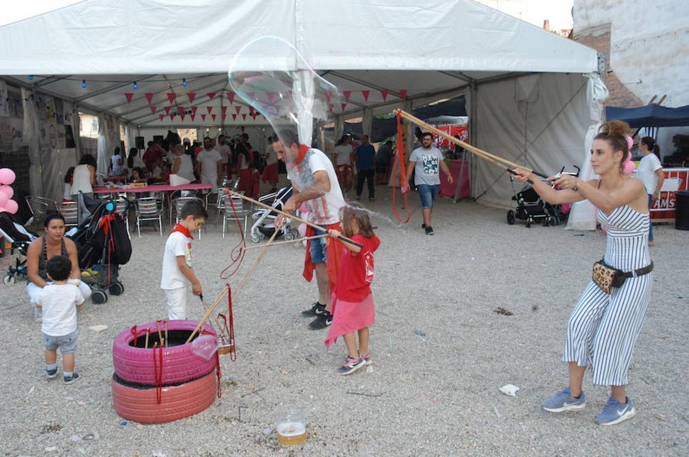 Las actividades de ocio estuvieron dedicadas a todos los públicos en la calle Teatro y en la carpa 