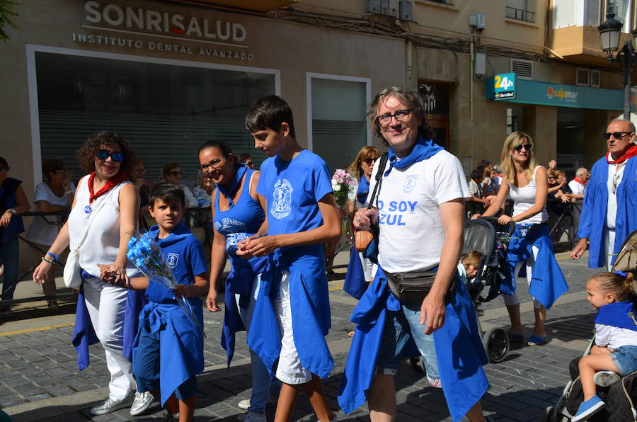 Cientos de calagurritanos se acercaron a la catedral para agasajar con ramos multicolores a los mártires calagurritanos 