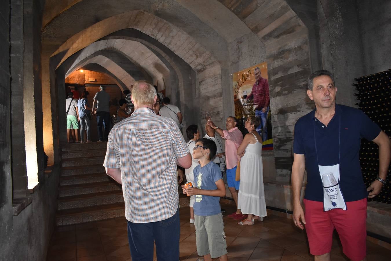 Fotos: VIII Jornada de Puertas Abiertas en el barrio de las bodegas de Alberite