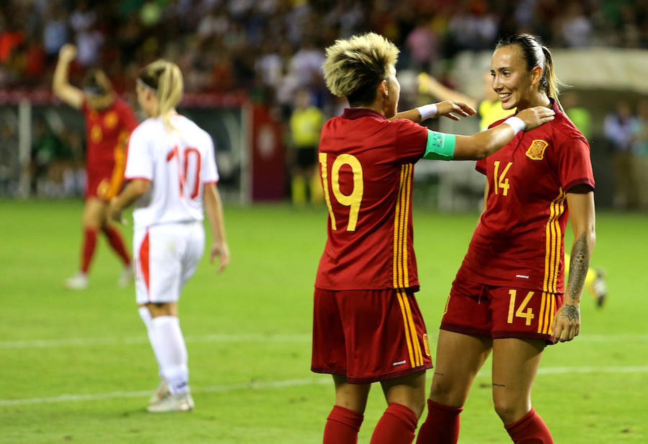 La selección femenina de España se ha impuesto hoy por 3-0 a la de Serbia en el último partido de clasificación para el Mundial del próximo año, en un choque intrascendente en el que las de Jorge Vilda han cumplido su papel y han superado a un combativo rival.