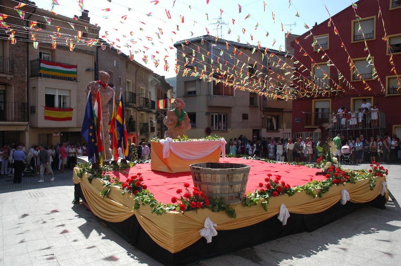 Imágenes del sábado en Autol, con motivo de la celebración del día grande de las fiestas de San Adrián y Santa Natalia.