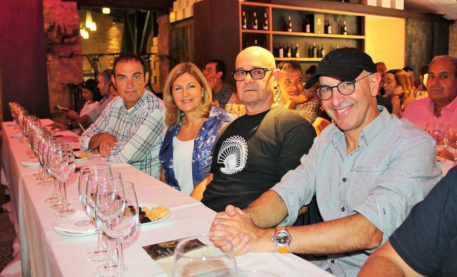 El cantautor protagoniza el acto 'Convesación en torno al vino' enmarcado en torno a los actos de la programaciónde 'El Rioja y los 5 sentidos'