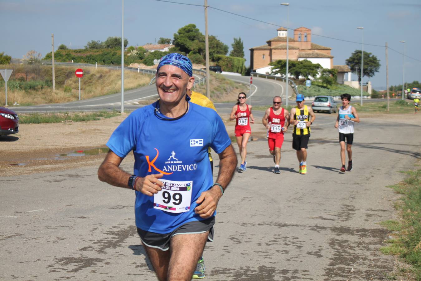 Fotos: La X Ruta Jacobea del Ebro reúne a 200 corredores