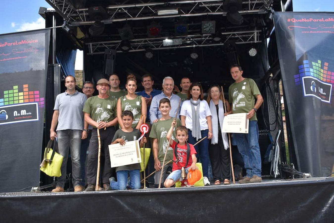 Gobierno de La Rioja y Ayuntamiento de Villoslada de Cameros, en colaboración con la Fundación Caja Rioja y Bankia, han puesto en marcha una nueva edición de la Feria Regional de Ganado que desde hace veintidós años, cada 11 de septiembre se desarrolla en la localidad serrana.