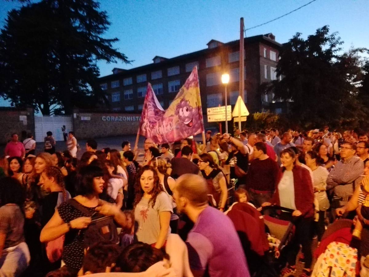 Cientos de jarreros culminan las fiestas de la vega con un recital de jolgorio