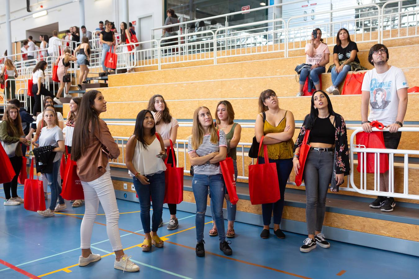 Fotos: La Universidad de La Rioja da la bienvenida a los nuevos estudiantes del curso 2018-2019