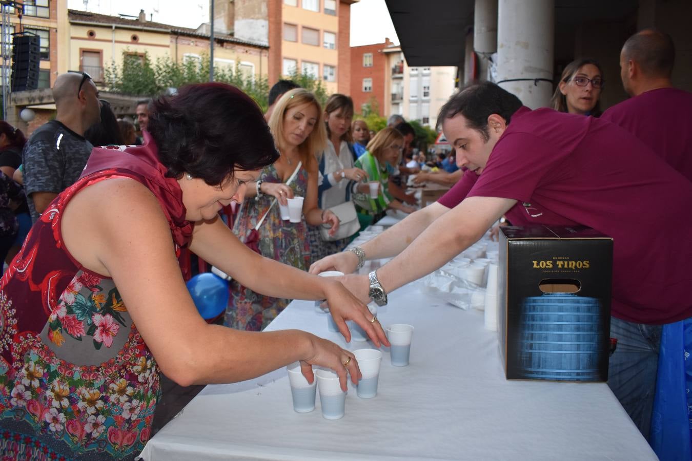La Corporación infantil leyó el pregón y protagonizó el disparo del cohete que abre cinco días de fiesta por Santa Eufemia