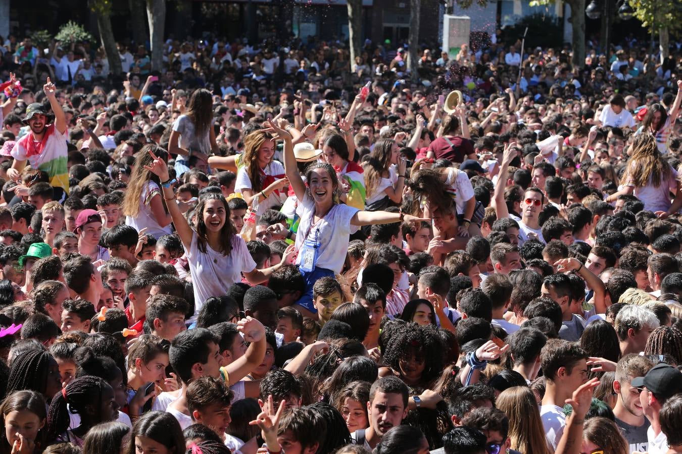 Las imágenes del fiestón en la Plaza del Ayuntamiento