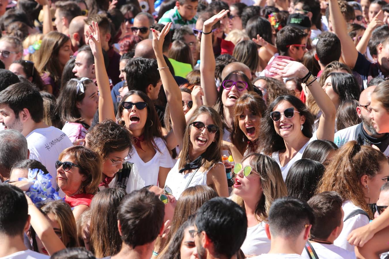 Las imágenes del fiestón en la Plaza del Ayuntamiento