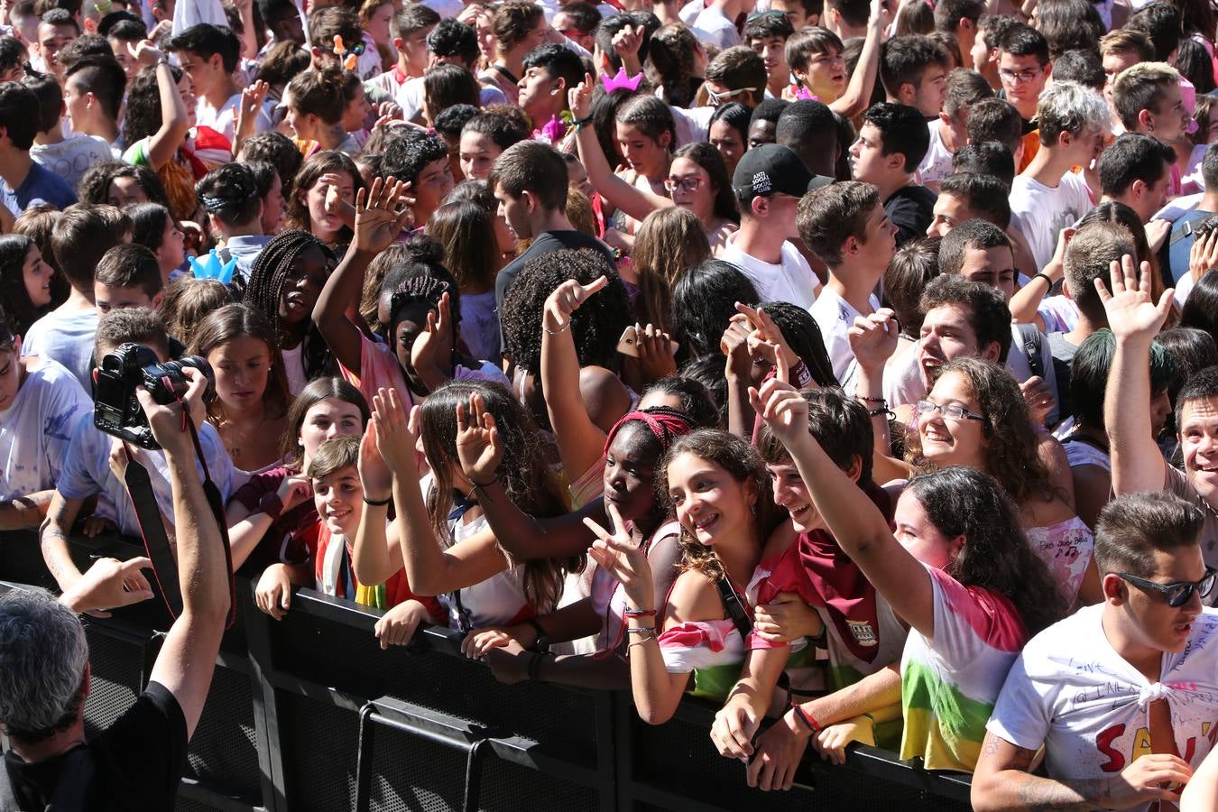 Las imágenes del fiestón en la Plaza del Ayuntamiento