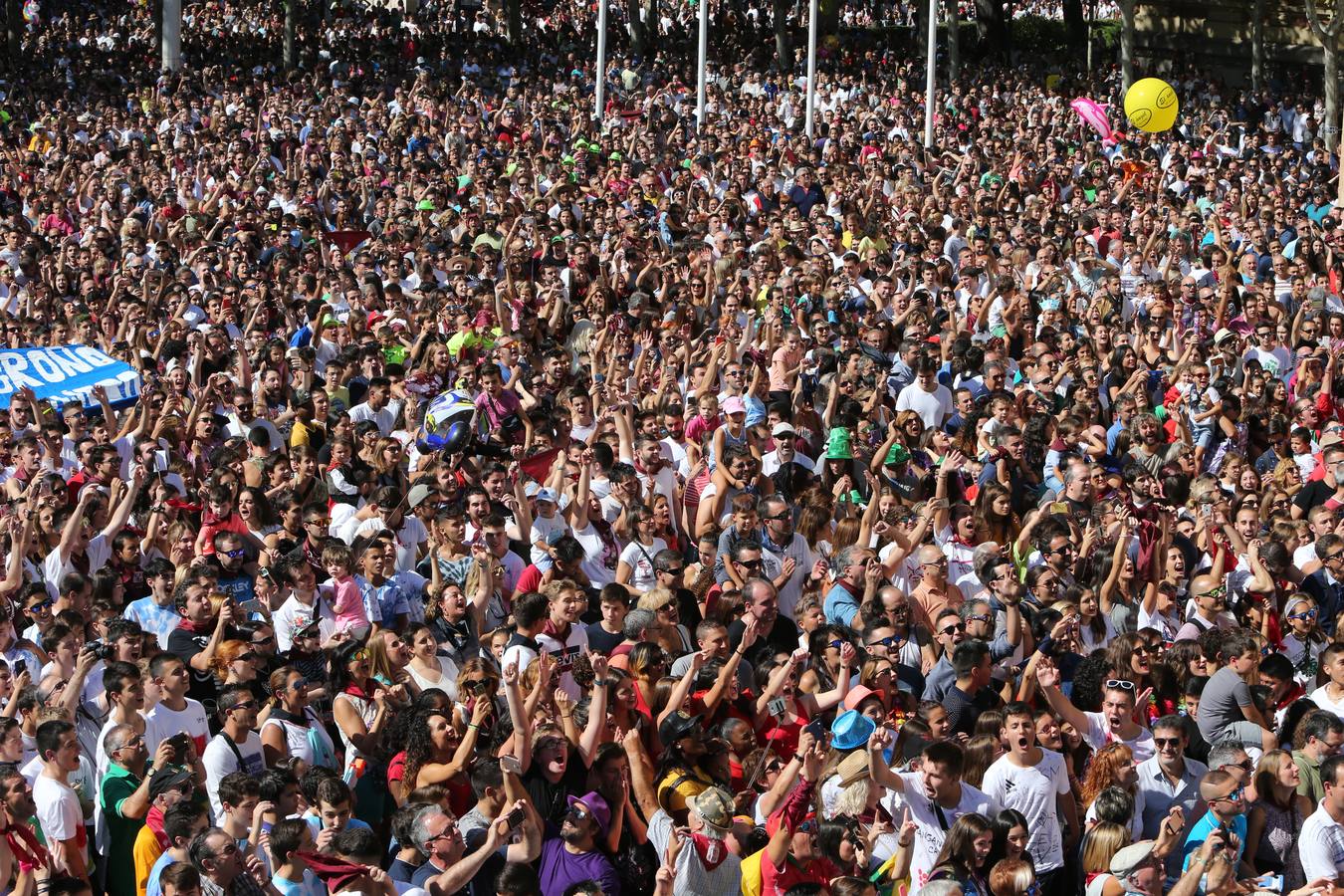 Las imágenes del fiestón en la Plaza del Ayuntamiento