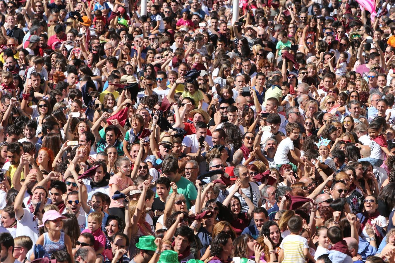 Las imágenes del fiestón en la Plaza del Ayuntamiento