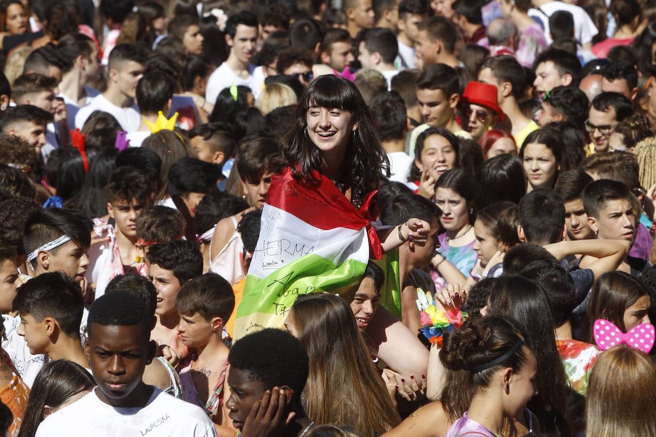 Las imágenes de la plaza del Ayuntamiento en el disparo del cohete