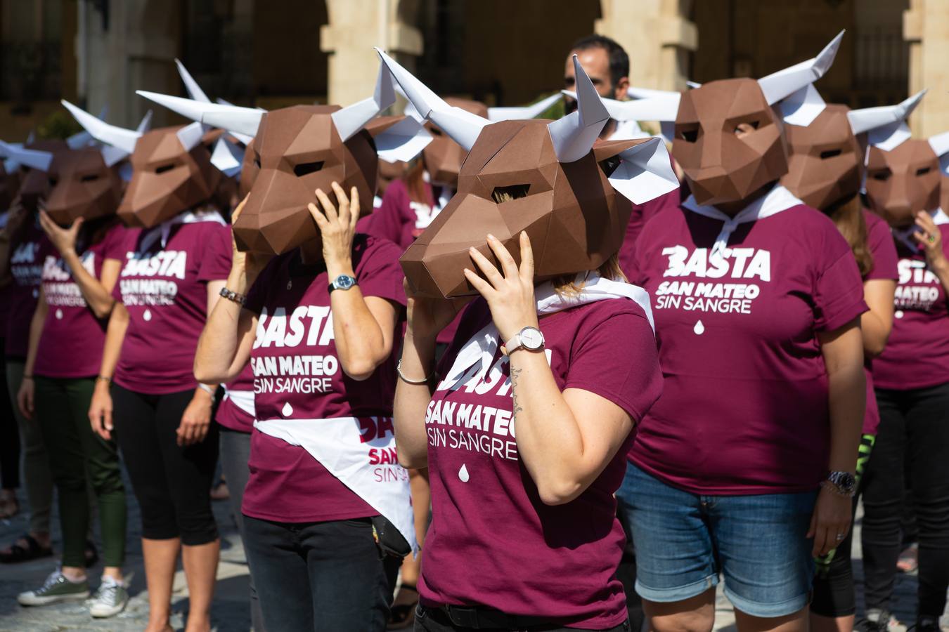 Protesta antitaurina en la Plaza del Mercado.