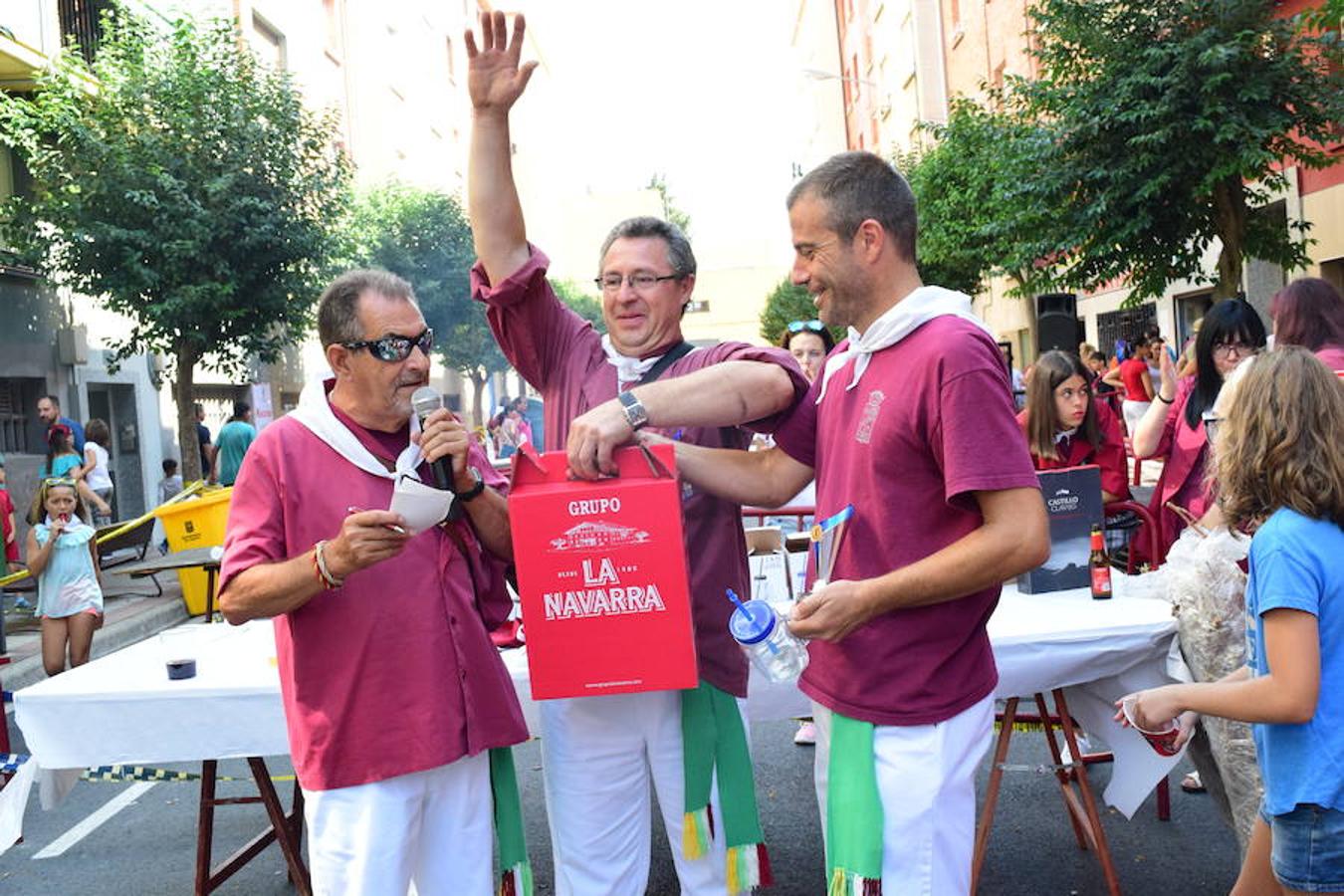 Celebración del VI Concurso de lanzamiento de gavillas organizado por la Peña La Rioja.