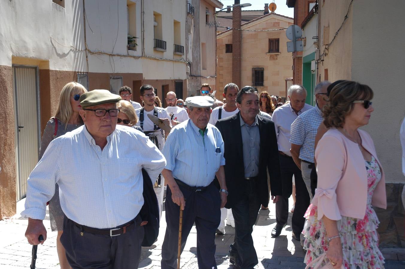 Fotos: Procesion Cristo de los Buenos Temporales en el Villar de Arnedo