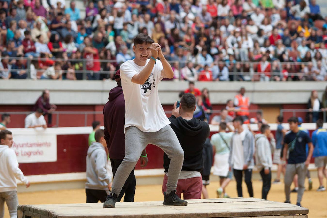 Divertido grand prix con vaquillas en La Ribera. Diversión para incondicionales desde primera hora del día.