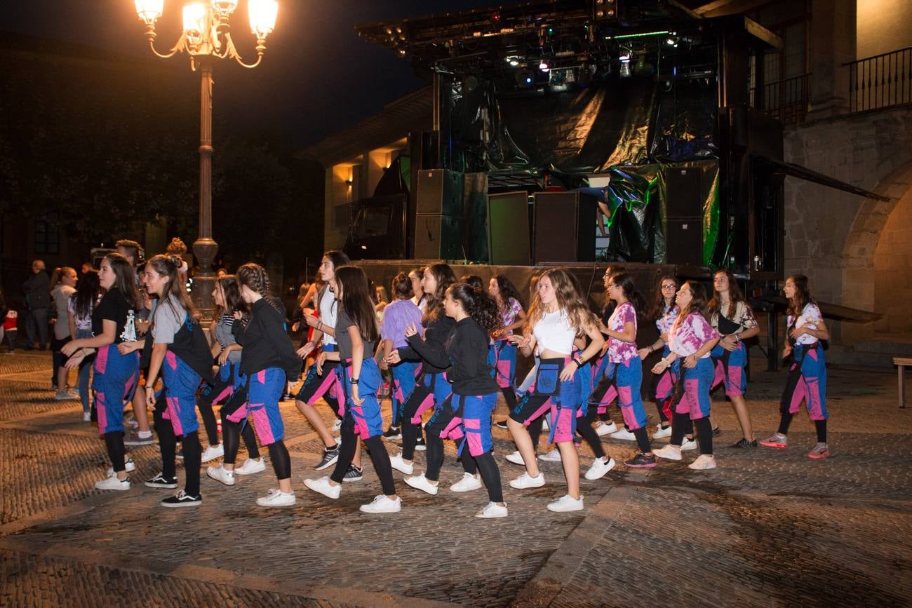 Fotos: Disparo del cohete de las fiestas de Gracias y de San Jerónimo Hermosilla en Santo Domingo