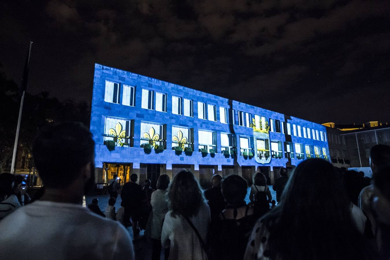 IraltaVR y Rodrigo Tamariz fueron los encargados del Video Mapping en el Ayuntamiento de Logroño este lunes 17 de septiembre