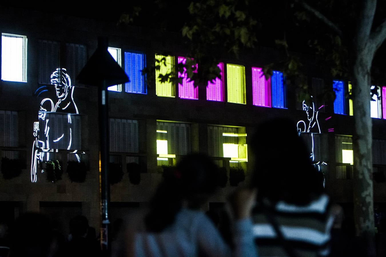 IraltaVR y Rodrigo Tamariz fueron los encargados del Video Mapping en el Ayuntamiento de Logroño este lunes 17 de septiembre