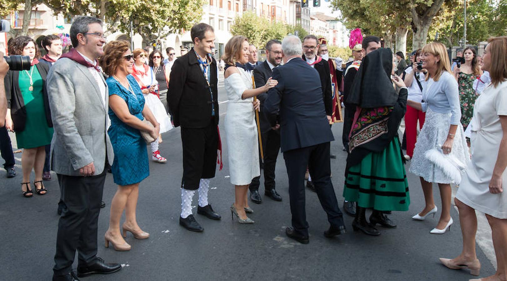 Dïa de San Mateo. Día grande en la ciudad con la ofrenda del primer mosto. El pisado y la posterior ofrenda del primer caldo a la virgen de Valvanera ocupó la mañana más institucional en El Espolón.