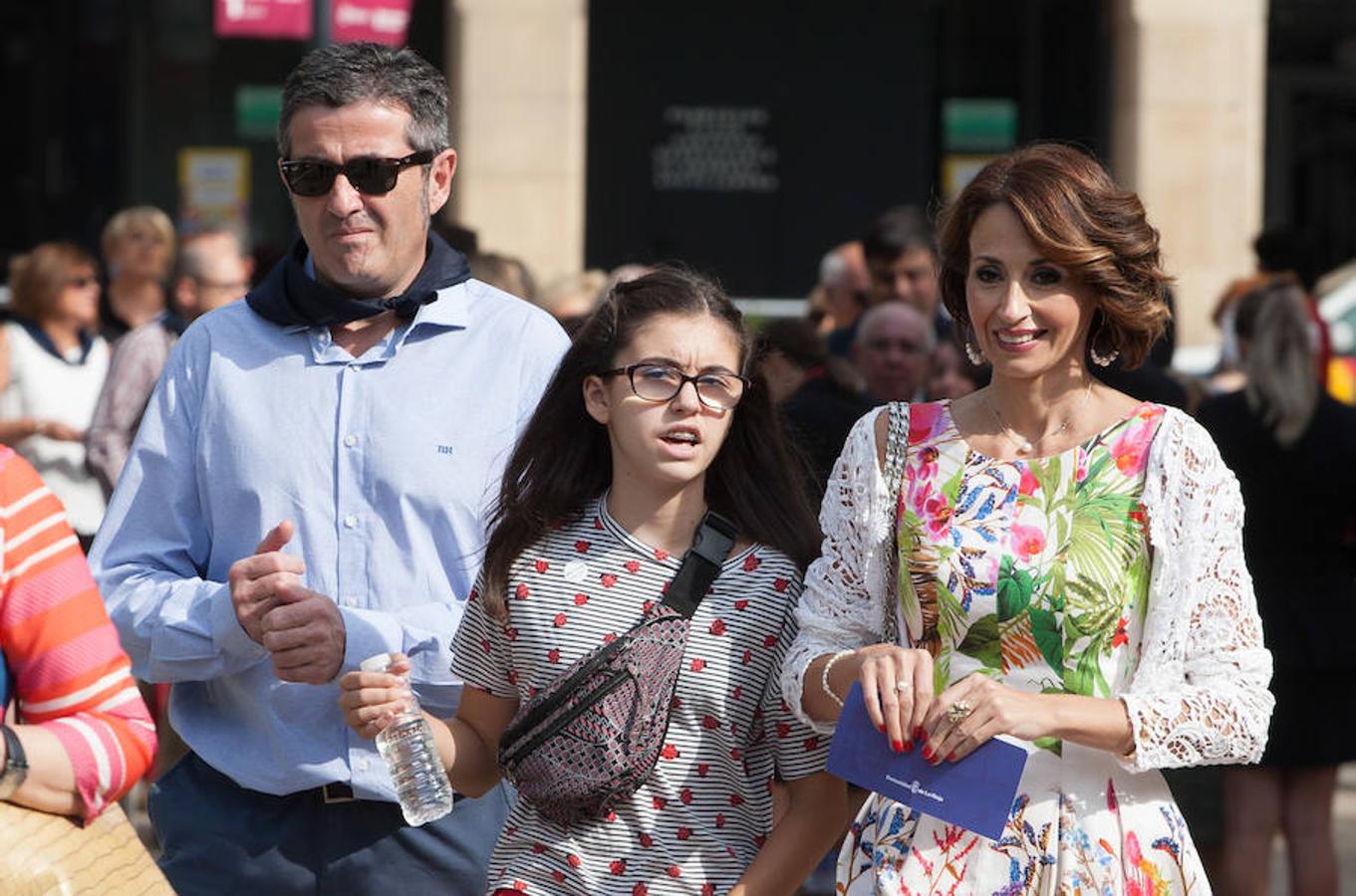 Dïa de San Mateo. Día grande en la ciudad con la ofrenda del primer mosto. El pisado y la posterior ofrenda del primer caldo a la virgen de Valvanera ocupó la mañana más institucional en El Espolón.