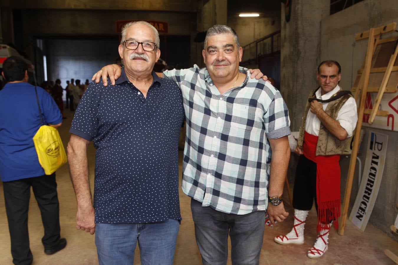 El rejoneador Pablo Hermoso de Mendoza y la francesa Lea Vicens salieron a hombros en el cierre ecuestre de la feria de San Mateo de Logroño, una tarde en la que el jinete navarro marcó la diferencia, con una actuación colosal, sobre todo en su primer enemigo