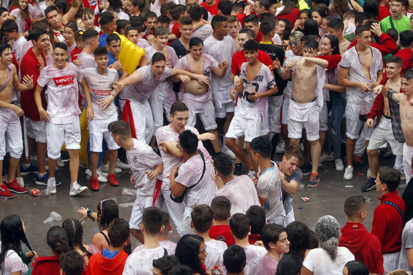 Las imágenes del inicio de las fiestas de Arnedo