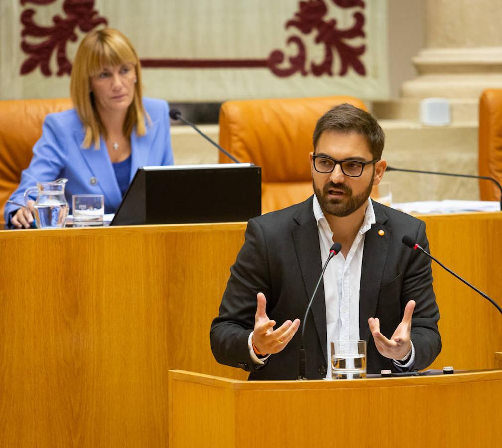 Imágenes correspondientes a la sesión parlamentaria de hoy en la cámara riojana.