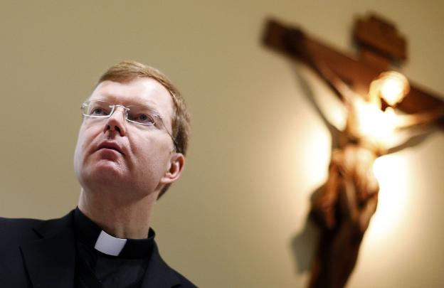 «La Iglesia española puede hacer mucho más contra la pederastia»