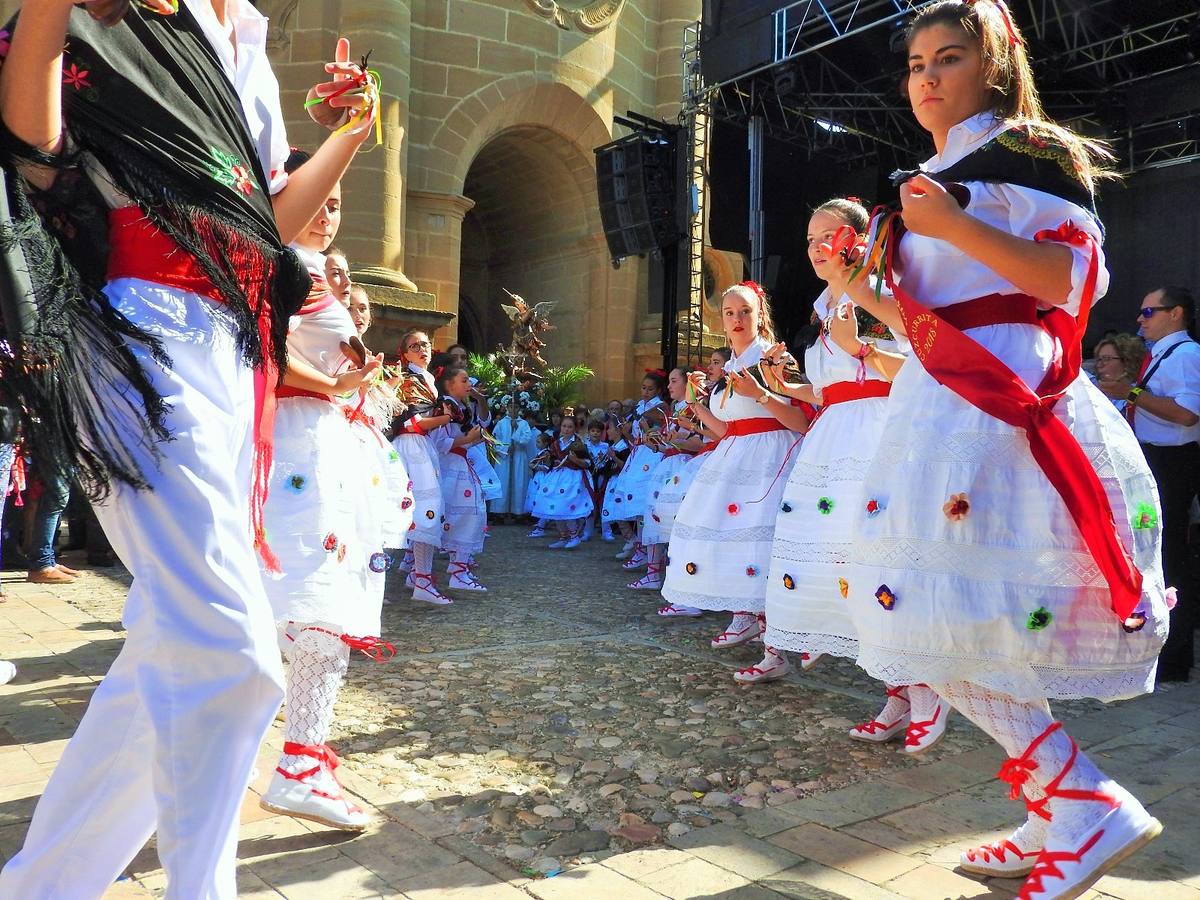 Fotos: Fiestas de San Miguel en Cuzcurrita