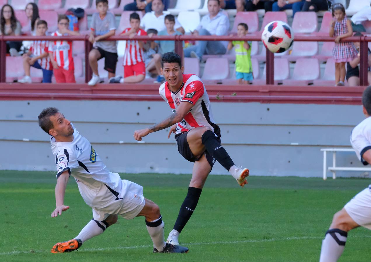 El equipo riojano ganó ayer por dos goles a cero en Las Gaunas.