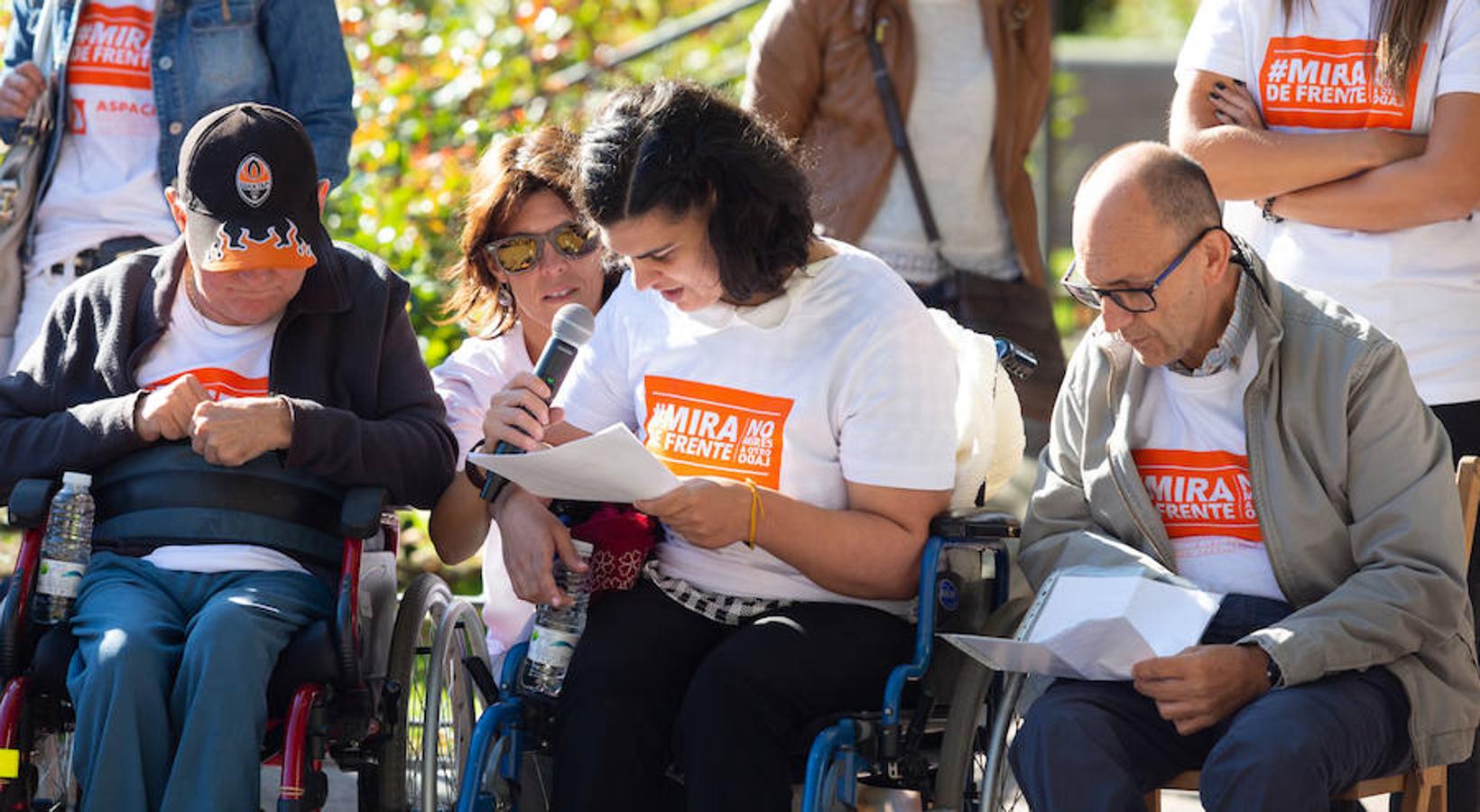 La Rioja ha abogado hoy, en el Día Mundial de la Parálisis Cerebral, por el derecho a la sexualidad y a la intimidad de estas personas bajo la campaña «No mires hacia otro lado». La presidenta de ASPACE La Rioja, Manuela Muro, ha leído el manifiesto en el que ha insistido en que esa intimidad «es algo que ellos quieren». 