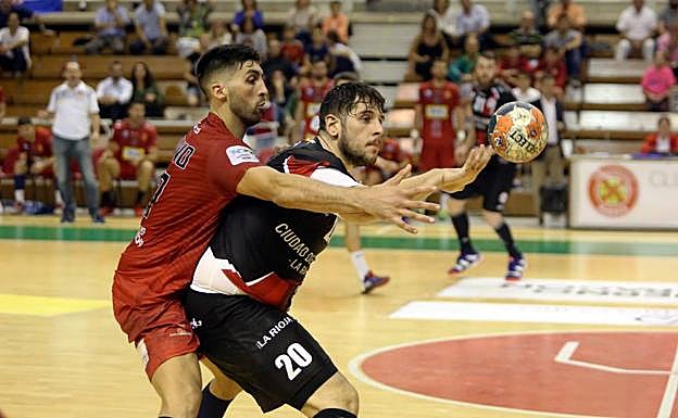 El Ciudad de Logroño araña un empate en Huesca