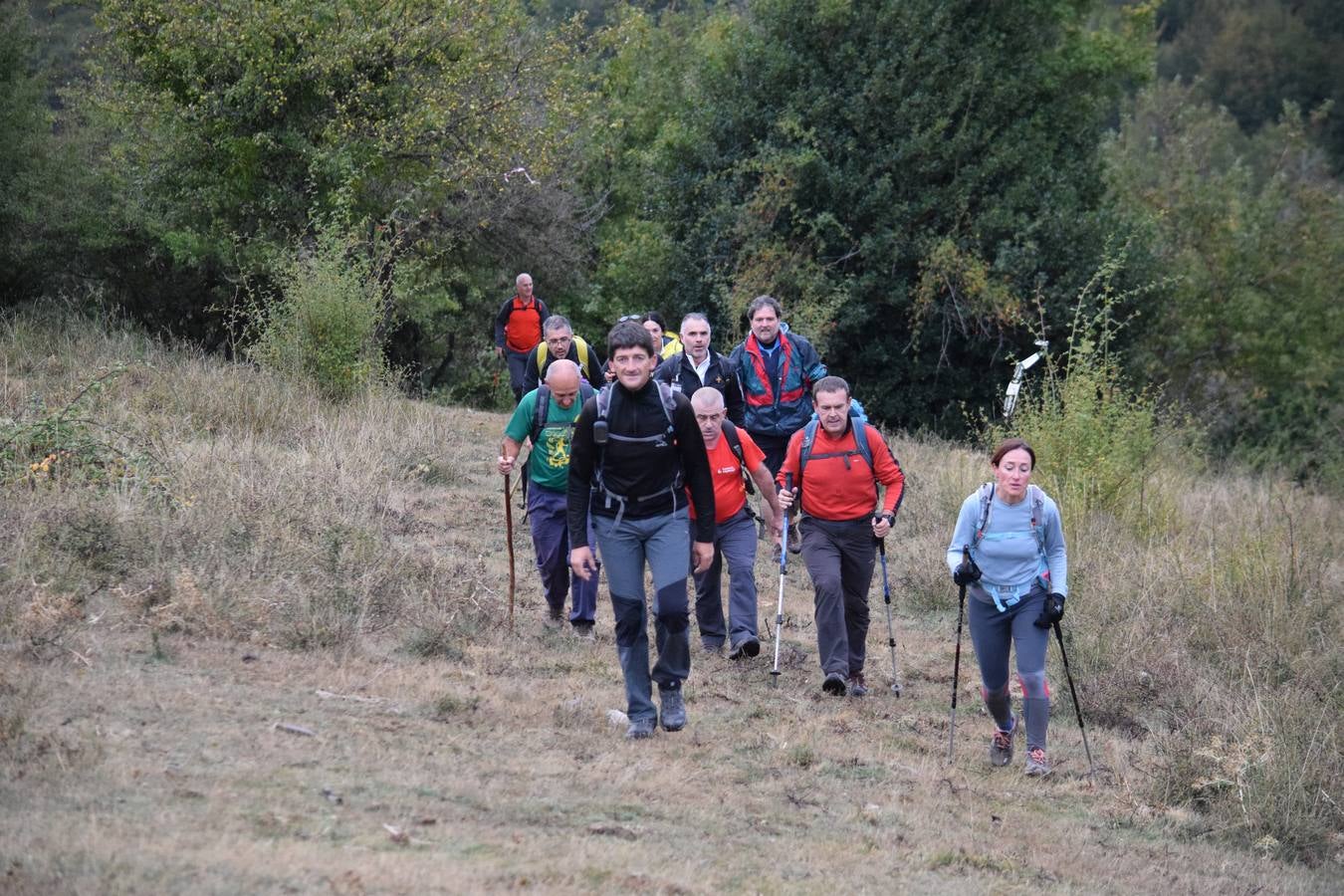 Cerca de 450 valientes tomaron la salida de la Marcha Hoyos de Iregua en Villoslada de Cameros