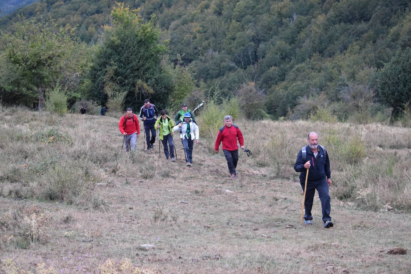 Cerca de 450 valientes tomaron la salida de la Marcha Hoyos de Iregua en Villoslada de Cameros