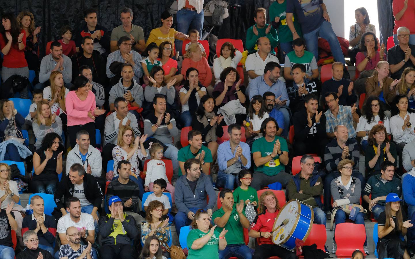 El Minis de Arluy ha ganado su quinta Supercopa al derrotar por 3-1 al Fachadas Dimurol Libby's de Tenerife en un choque en el que las jugadoras veteranas del equipo de Logroño han demostrado que mantienen su hegemonía en el voleibol femenino español.