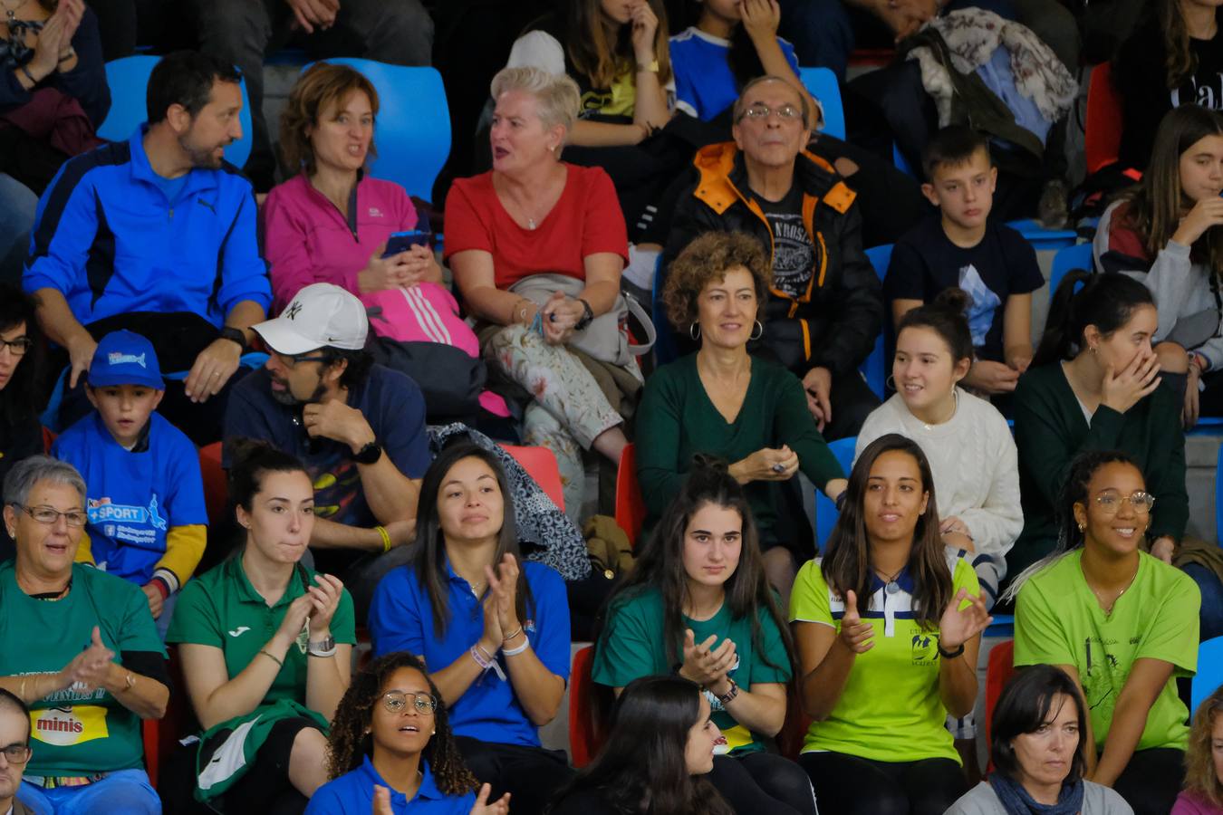 El Minis de Arluy ha ganado su quinta Supercopa al derrotar por 3-1 al Fachadas Dimurol Libby's de Tenerife en un choque en el que las jugadoras veteranas del equipo de Logroño han demostrado que mantienen su hegemonía en el voleibol femenino español.