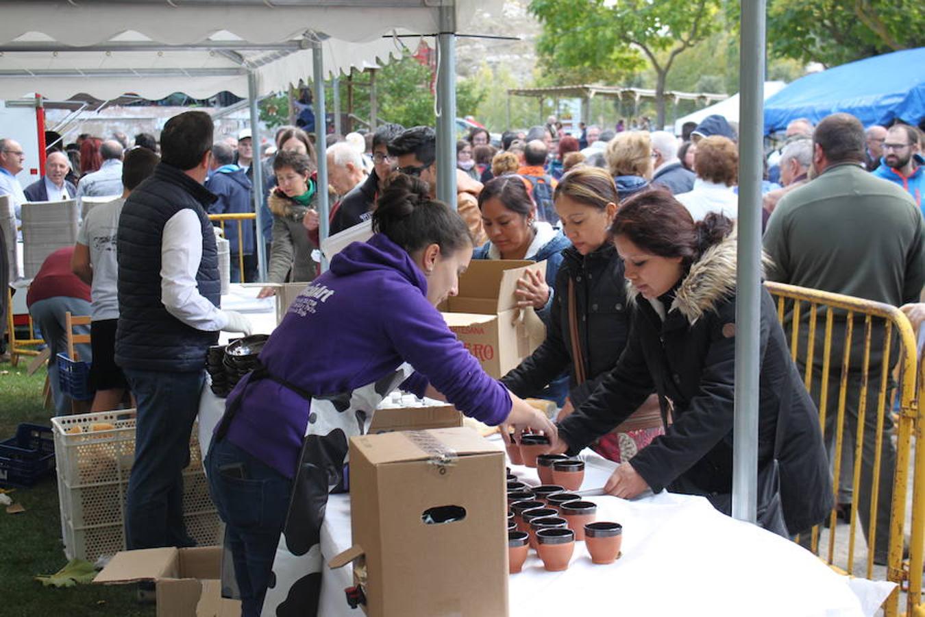 Imágenes correspondientes a la XVII Jornada de la Ternera Asada que se celebró el pasado domingo en Enciso.