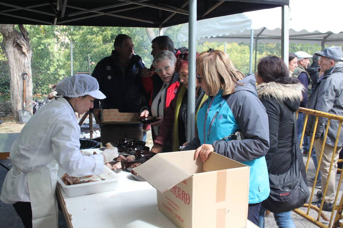 Imágenes correspondientes a la XVII Jornada de la Ternera Asada que se celebró el pasado domingo en Enciso.
