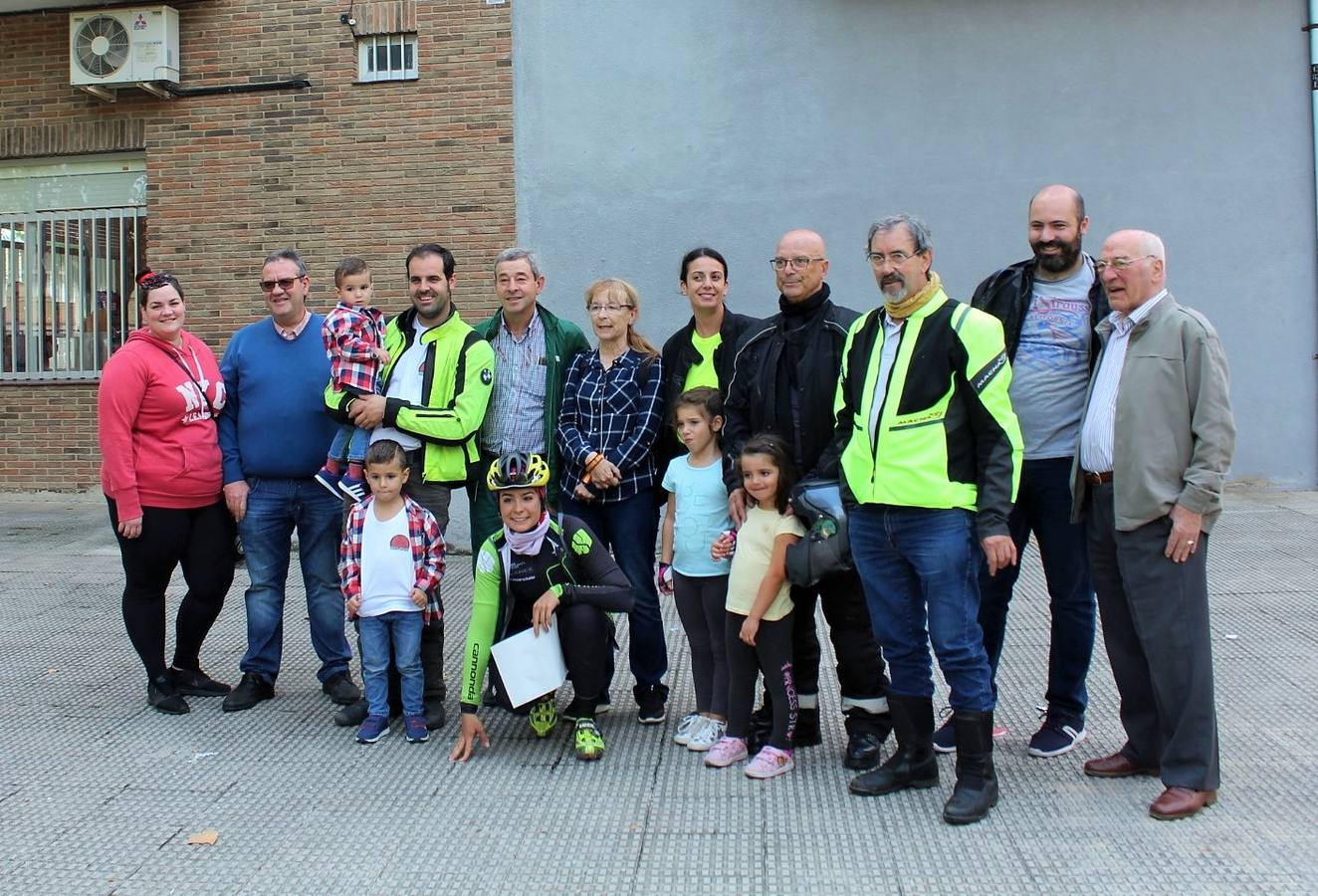 Las imágenes del paseo ciclista por los alrededores de Varea con la ciclista riojana