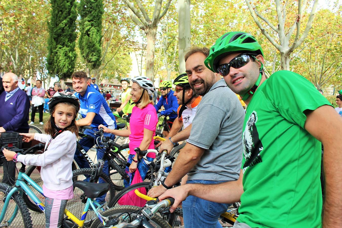 Las imágenes del paseo ciclista por los alrededores de Varea con la ciclista riojana