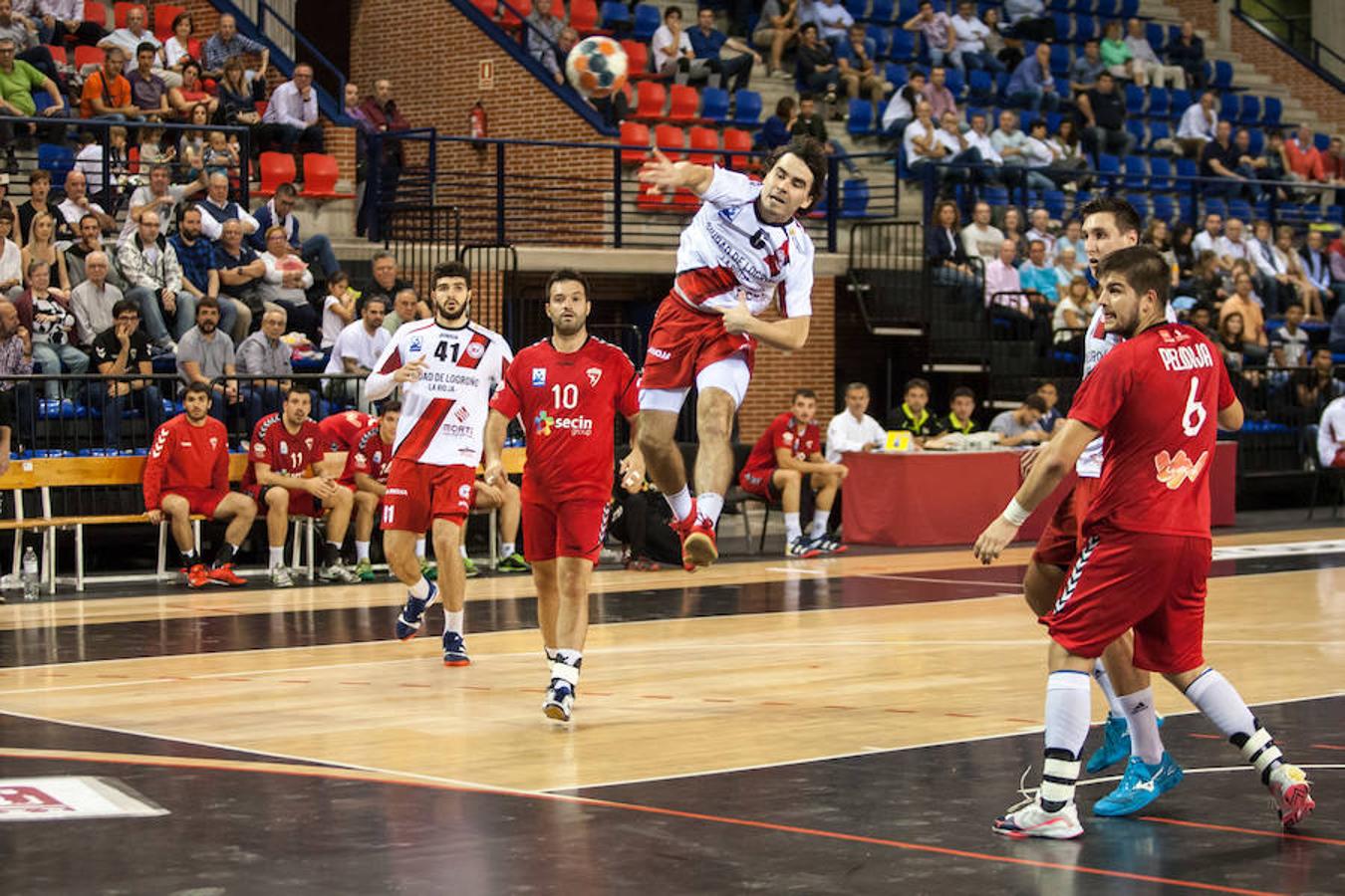 Empujados por el talento de Eduardo Cadarso el equipo riojano aplasta al Alcobendas 41-26 y asalta la segunda plaza de la Liga Asobal