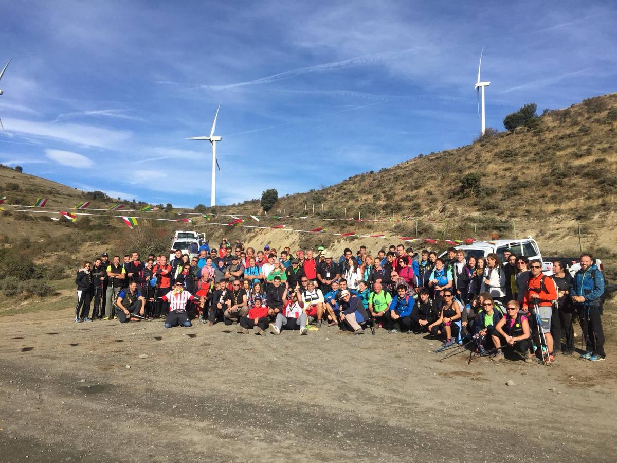 102 andantes participaron en la caminata