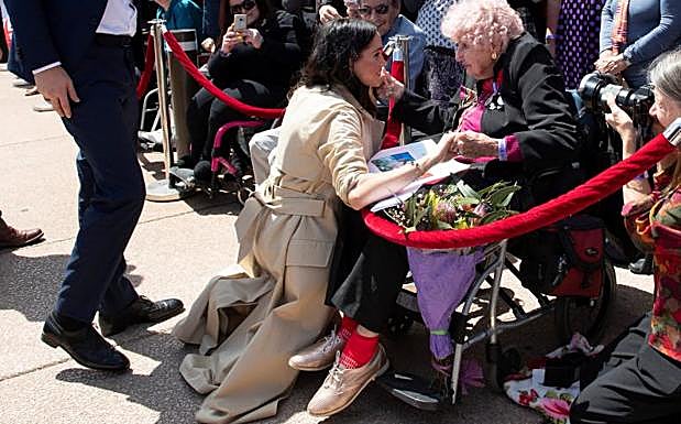 Imagen principal - Varias imágenes de su visita a Sídney. 