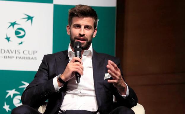 Piqué habla en el acto de presentación de la nueva Copa Davis. 